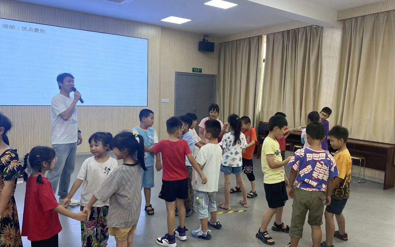 新邵龙观乡中心学校